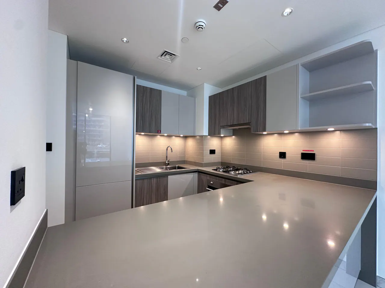 2BR in Crest Grande